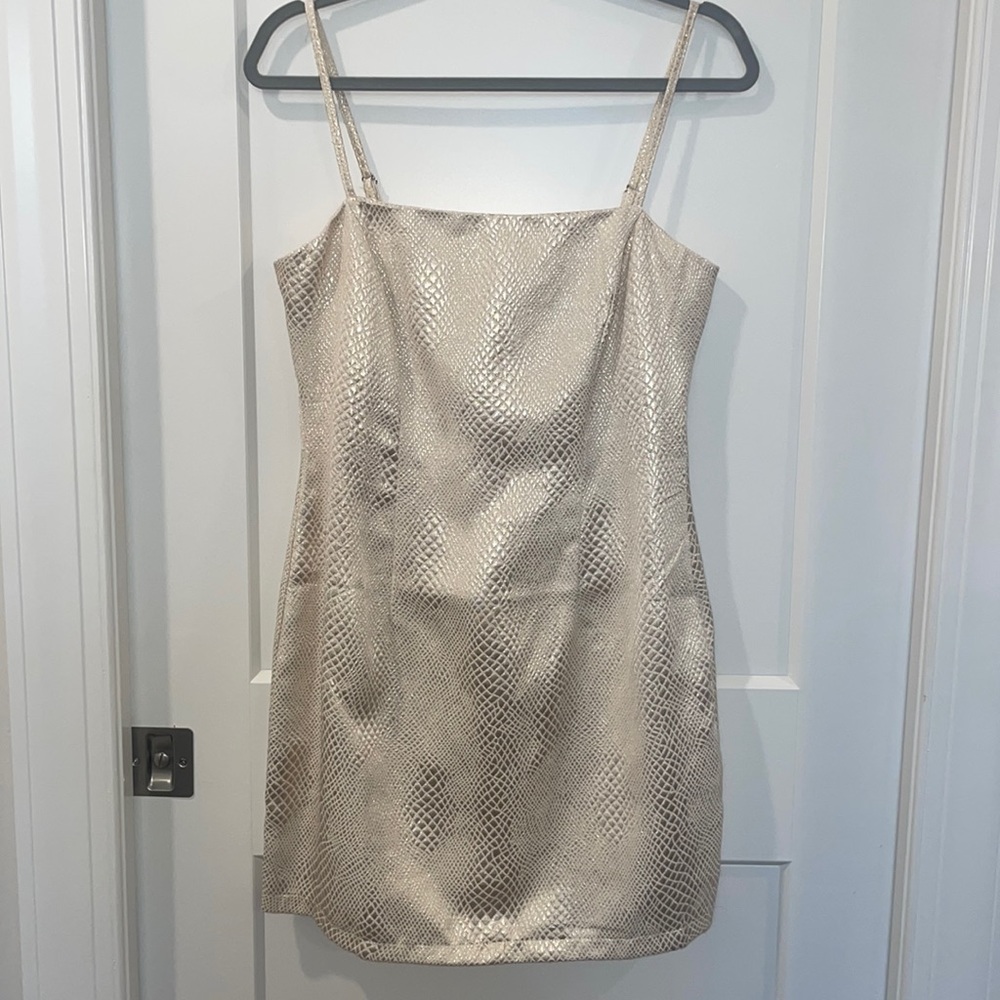 NWT REVOLVE- ABOUT US GOLD SHIMMER DRESSS